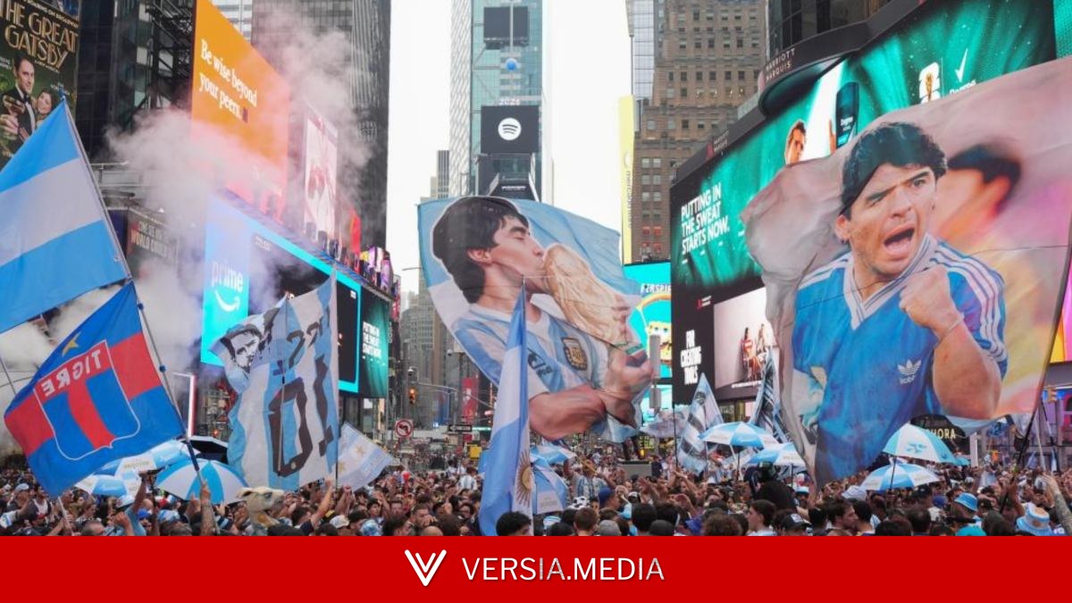 Argentina conquista Times Square con un espectacular banderazo