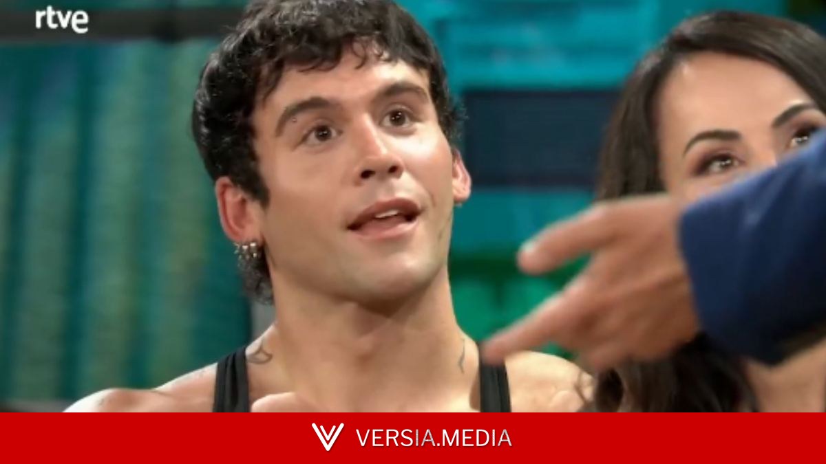 Lo nunca antes visto en 'La Revuelta': no dejan a Luis de Javier dar su regalo a Broncano