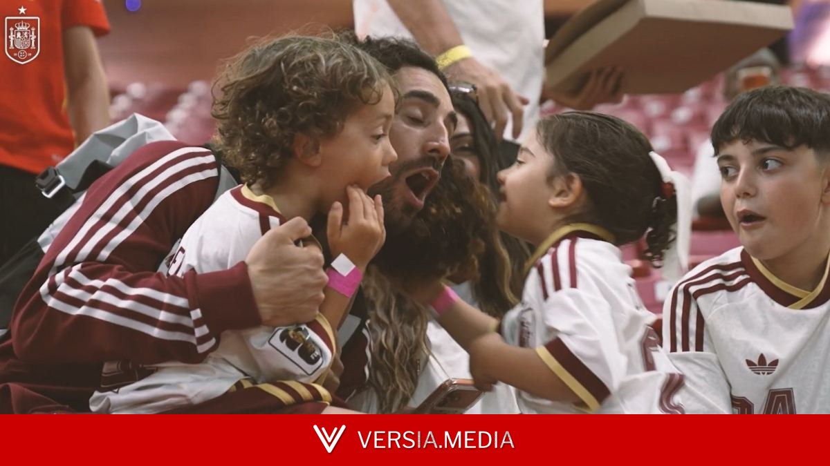 El inside más emotivo: así echa de menos Cucurella a su familia