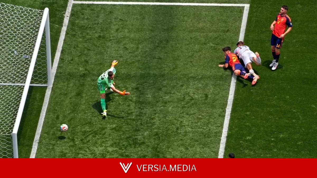 De Ketelaere acaba con el espectacular récord de Unai Simón