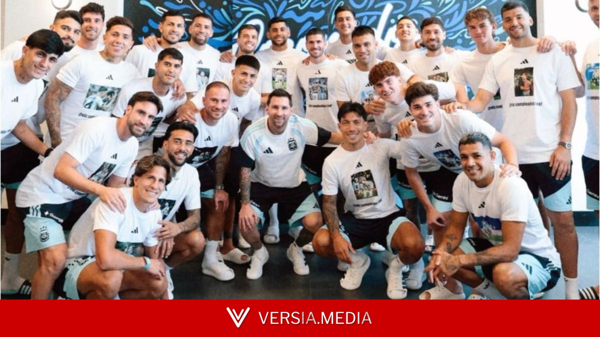 El curioso regalo de cumpleaños de los compañeros a Messi... y 40 anónimos más